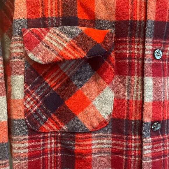 Pendelton size large - Picture 3 of 5